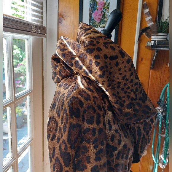 St.JOHN Leopard Jacket Coat - Picture 8 of 11